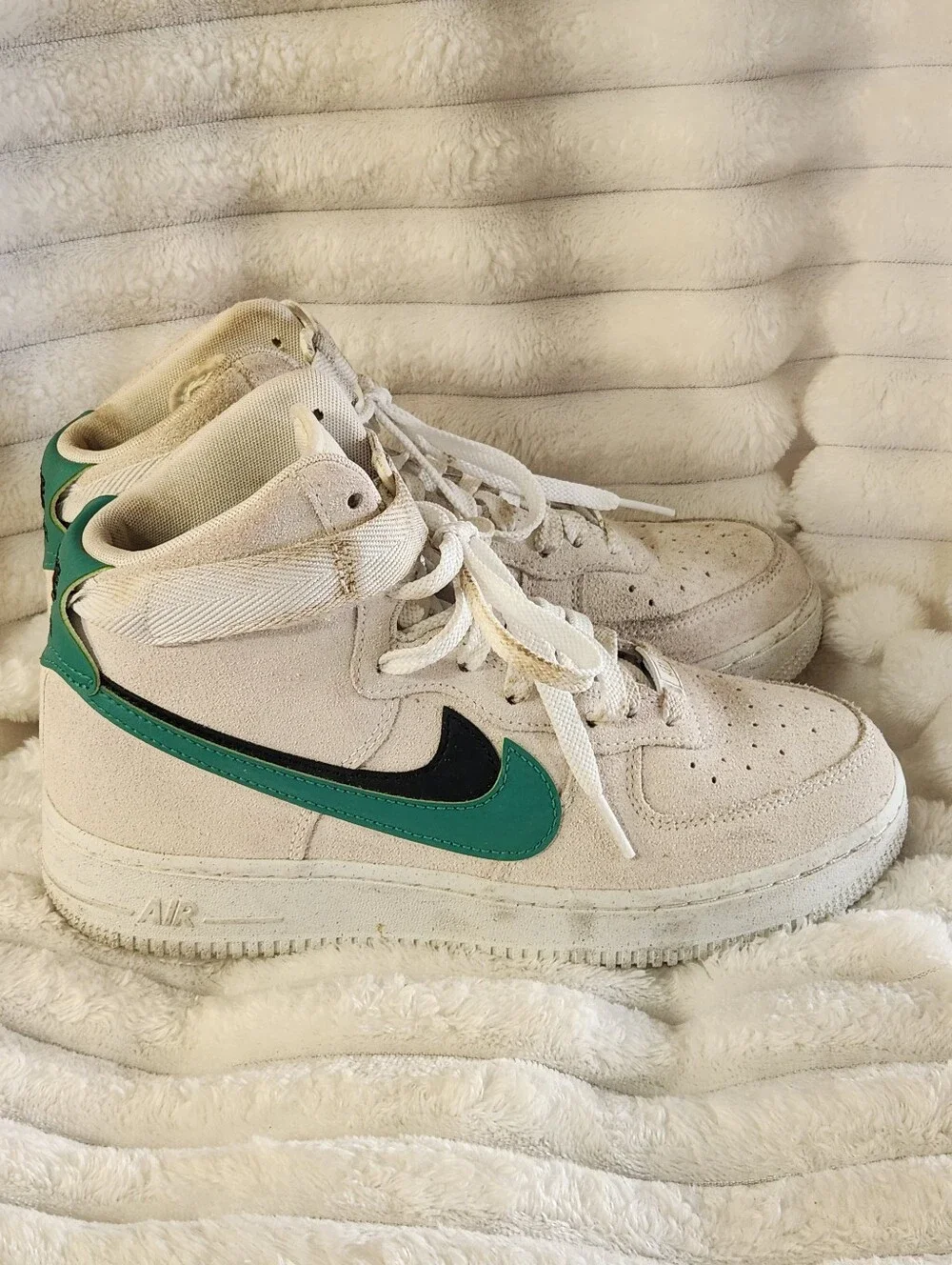 NIKE AIR FORCE 1 HIGH SE '82 Neptune Green Sneakers